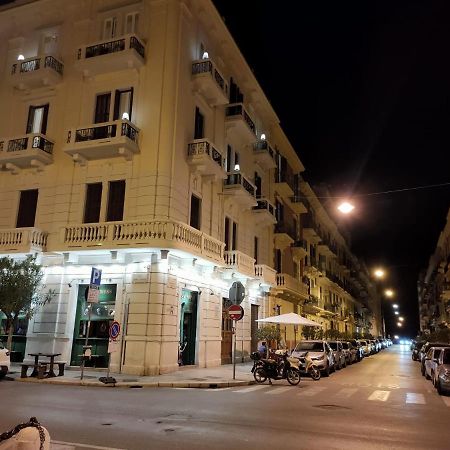 Appartamento Con Cortile A 30 Mt. Dal Mare باري المظهر الخارجي الصورة
