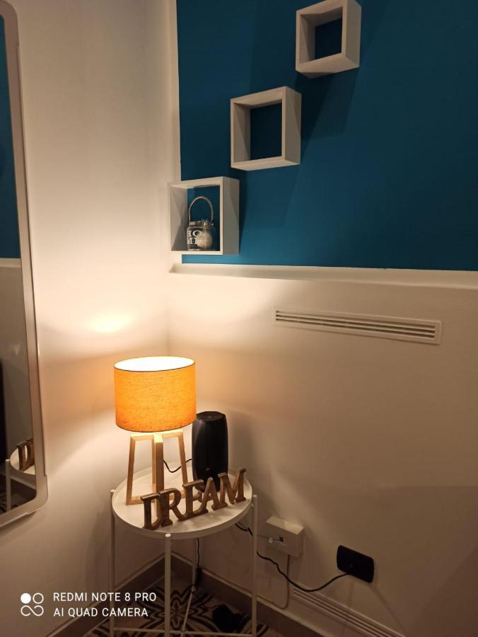 Appartamento Con Cortile A 30 Mt. Dal Mare باري المظهر الخارجي الصورة