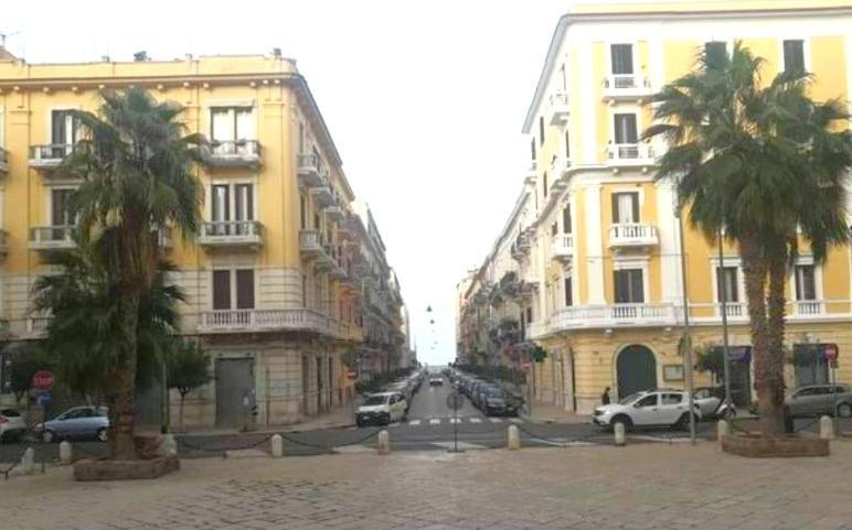 Appartamento Con Cortile A 30 Mt. Dal Mare باري المظهر الخارجي الصورة